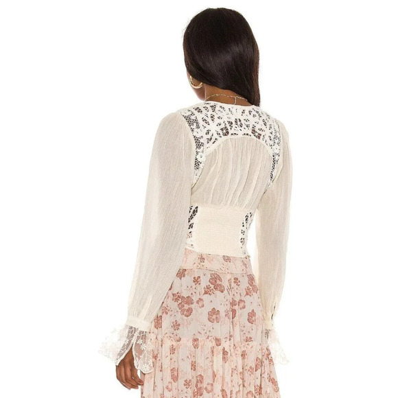 Free People NWT Boho Sorelle Lace Top in Cream Tea Size Small - Picture 3 of 10